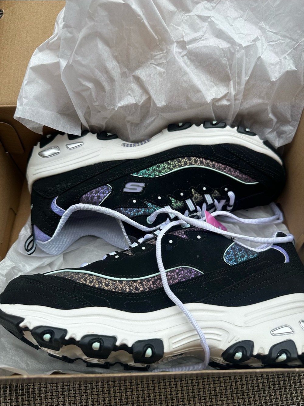NWT Skechers D'Lites Air-Cooled Memory Foam Shoes